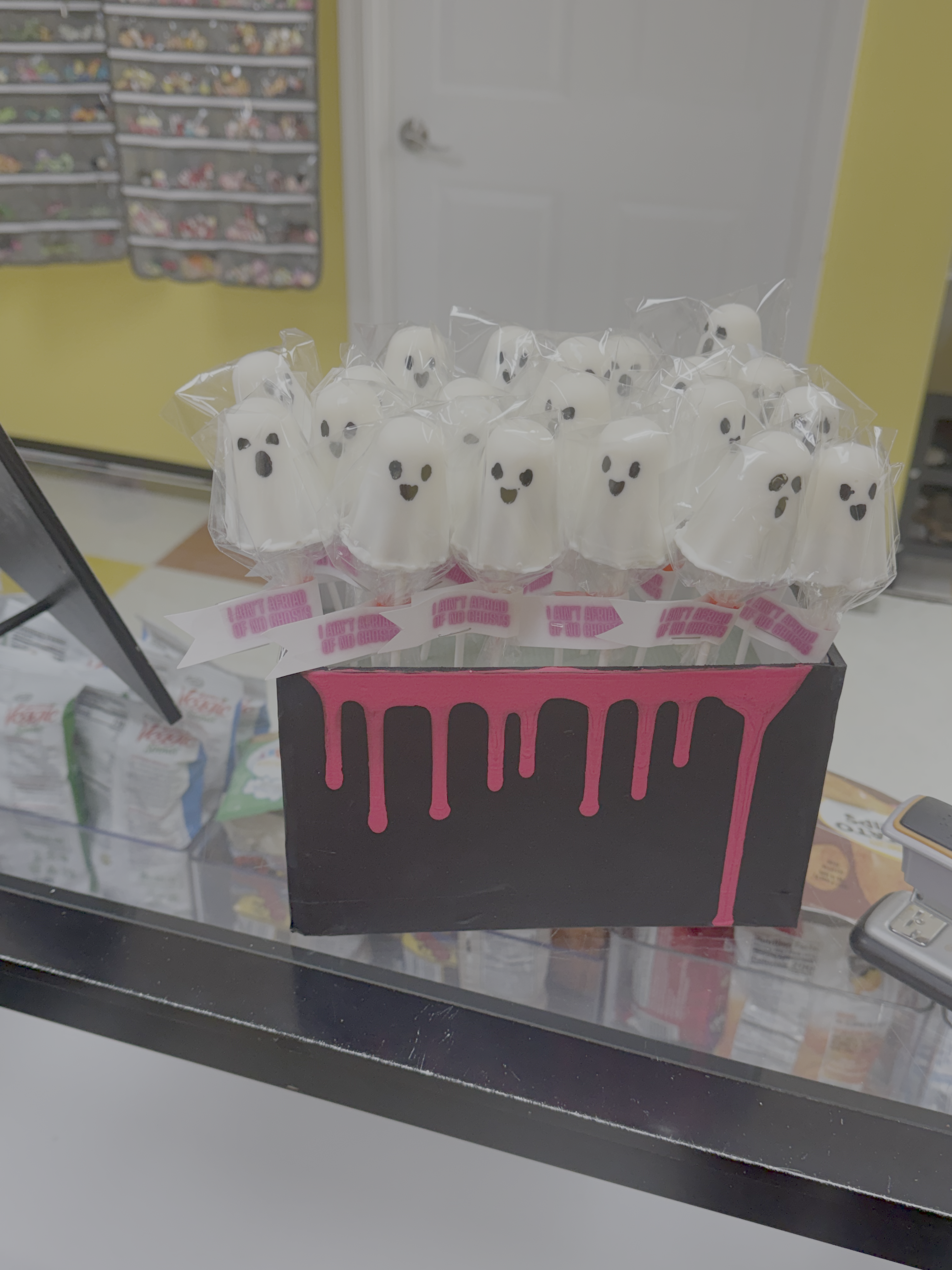 Halloween Ghost Cake Pops